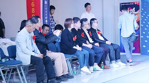 佛山童服城328商人節(jié)-Live動(dòng)中國(guó) 線下秀活動(dòng)